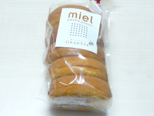 mielのドーナッツをいただきました(^∇^)