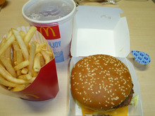 ビッグマックセットが540円(￣▽+￣*)