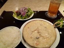 銀座ニューメルサ内　洋食“古川”のクリームシチュー