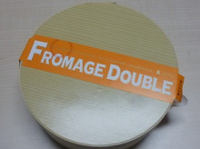 小樽ルタオのFROMAGE DOUBLEというおいしいチーズケーキをいただきました