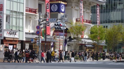 歌舞伎座のにぎわい(≡^∇^≡)