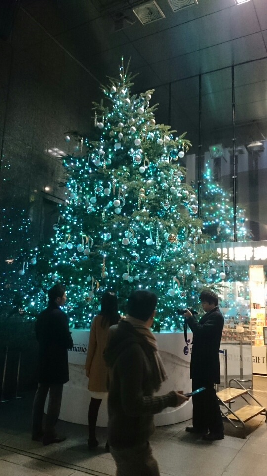 山野楽器のクリスマスツリー