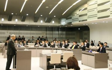 舛添都知事、韓国人学校よりも保育所を作れ！！