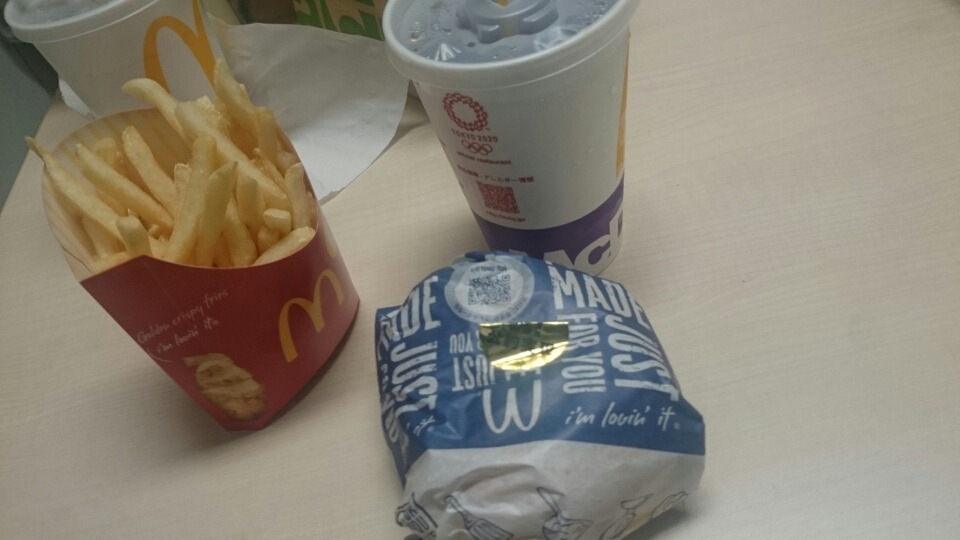 McDonald’s トリプルチーズバーガー