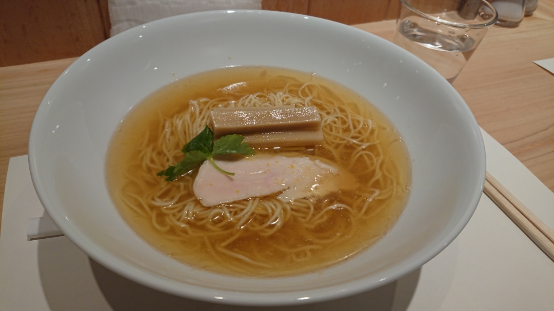 銀座 篝の後に入ったラーメン屋さんは