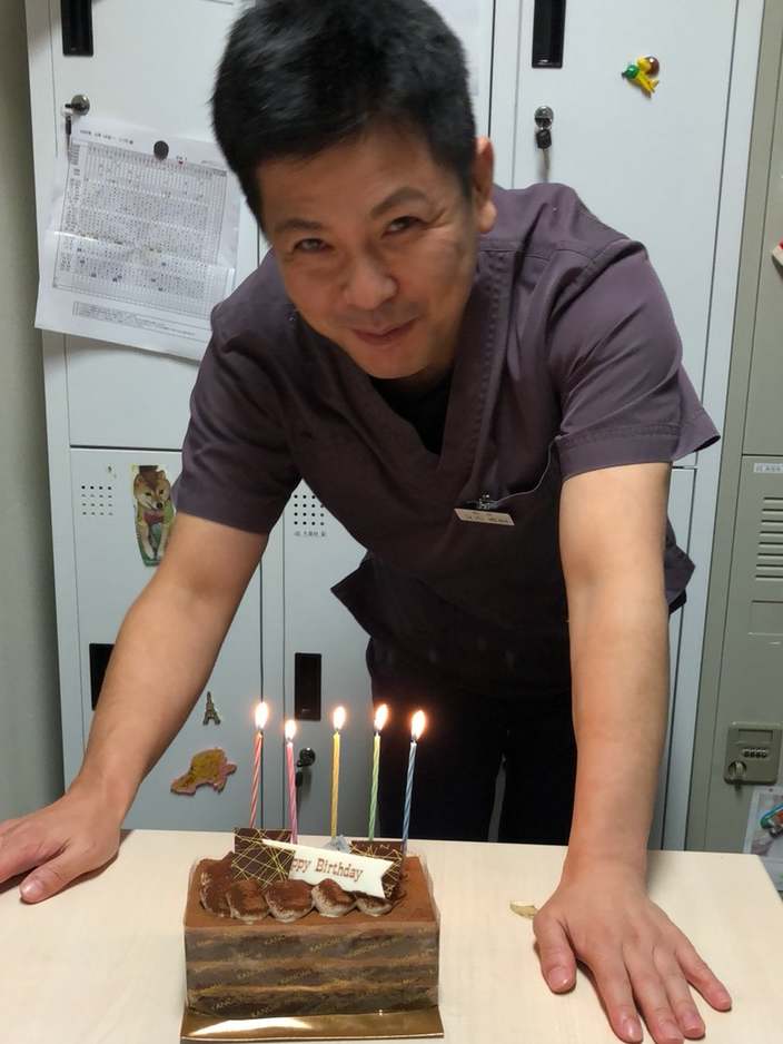 スタッフから誕生日のお祝い