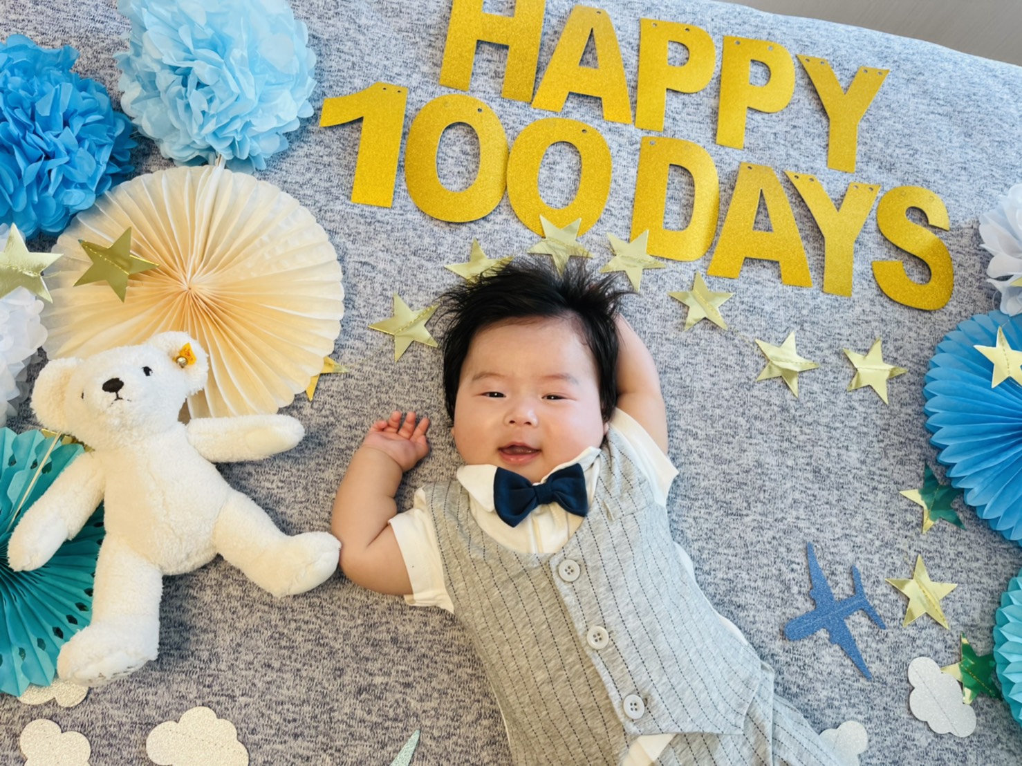 長男100日　中央区産パイナップル